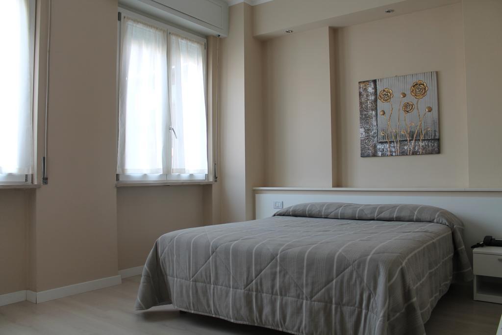Hotel Cremona Viale Szoba fotó
