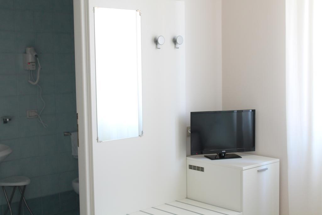 Hotel Cremona Viale Kültér fotó