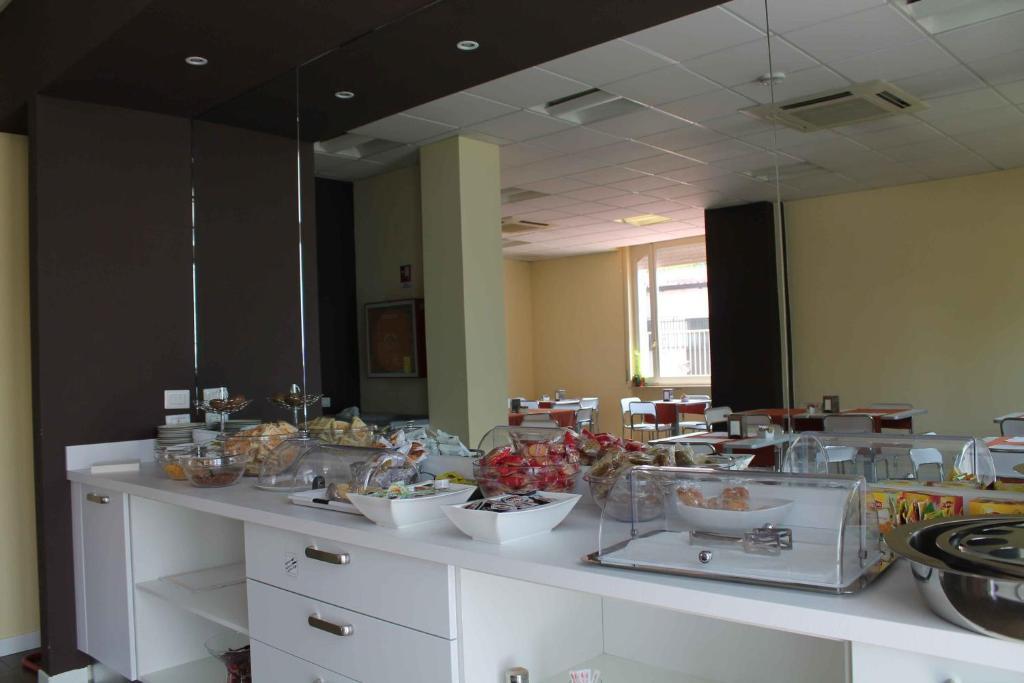 Hotel Cremona Viale Kültér fotó