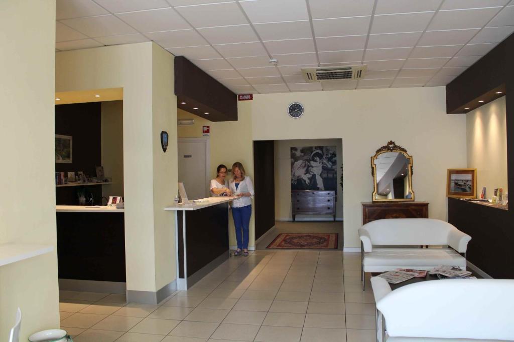 Hotel Cremona Viale Kültér fotó