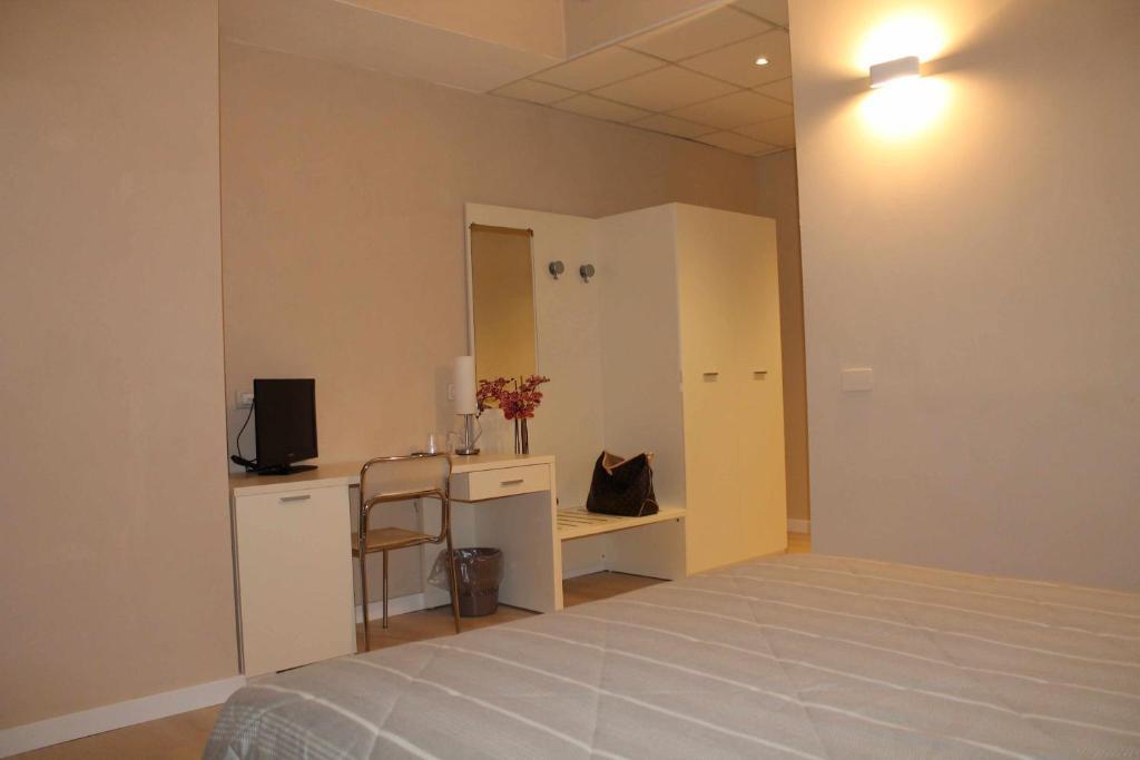 Hotel Cremona Viale Szoba fotó